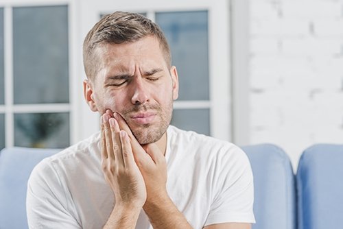 Cuándo acudir al dentista para una endodoncia