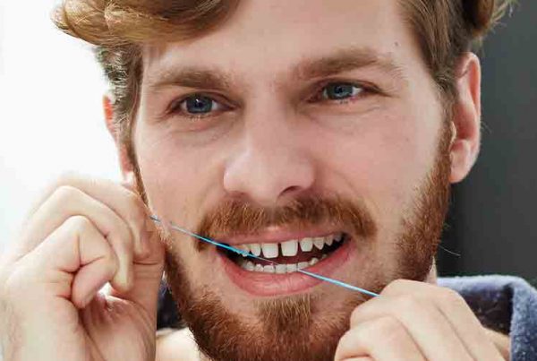 Hilo dental: importancia y consejos para un buen uso