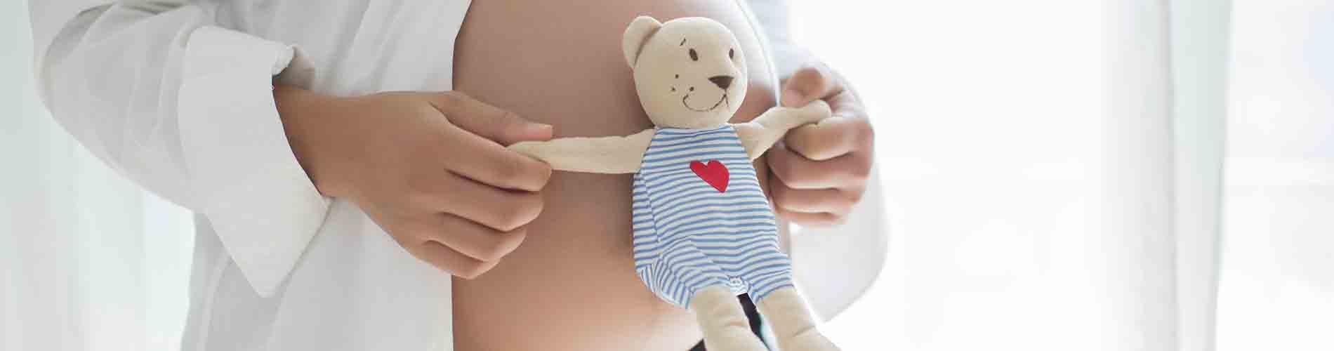 El riesgo de gingivitis y caries aumenta durante el embarazo