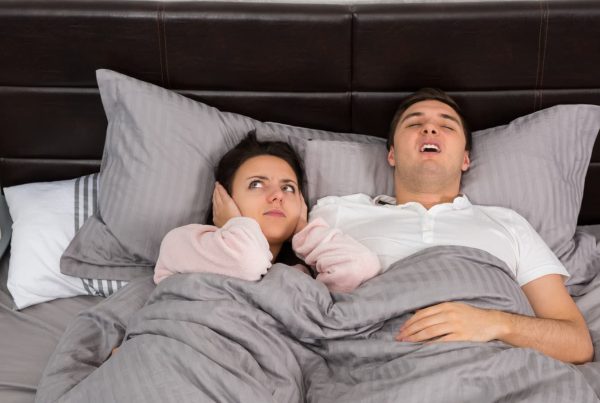 ¿Por qué roncamos? ¿Hay alguna solución para los ronquidos?