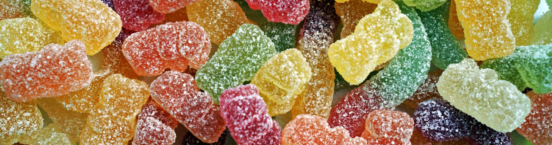 Hablemos del azúcar: el placer blanco que daña tu salud dental