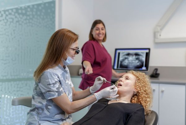 Procedimiento de la colocación de carillas dentales